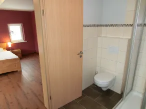 Ferienwohnung Burgunder - Ferienweingut Rainer Hirschen - Badezimmer