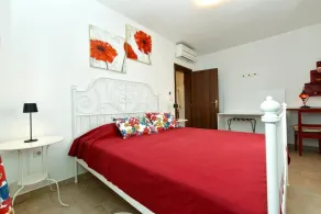 Charming apartment with balcony and pool - Camera