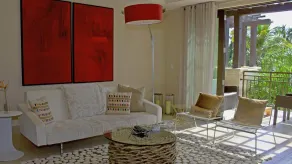 Villa in Red - Miscellaneous