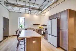 Step-free Cashton Apartment: Steps to Downtown! - Innenbereich