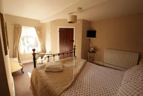 Fitzwarine House Whittington - Room