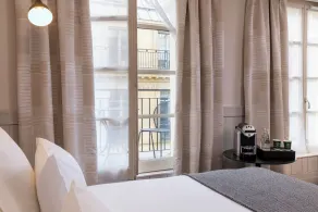 Hôtel Hélios Opéra - Vue de la chambre