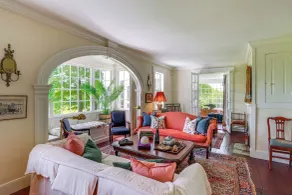 Serene and Historic Farmhouse in the Berkshires - Innvendig