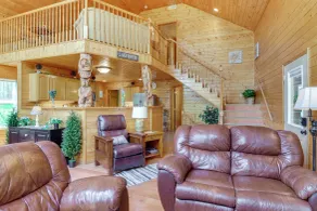 3 Mi to Marina: Cabin w/ Hot Tub in Byrdstown! - Innvendig