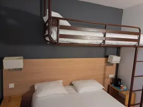 Brit Hotel Essentiel Tours Nord - Room