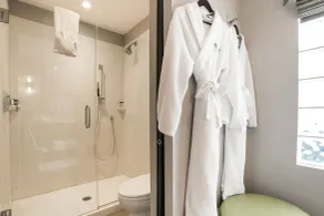 Almond Tree Inn - Adults Only - Salle de bain