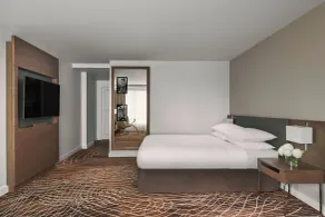 Melbourne Marriott Hotel - Room