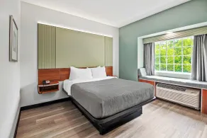 Quality Inn & Suites - Chambre