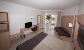 Eix Lagotel Holiday Resort - Værelse