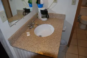 National 9 Mount Nebo - Bathroom