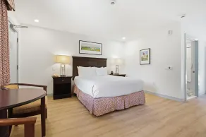 Wilder Inn South Wellfleet, Outset Collection by Hilton - Room