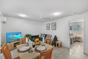 Chez Noosa Holiday Apartments - Quarto