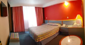 Segovia Regency - Zimmer