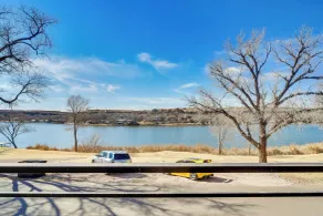 Updated Buffalo Springs House on the Lake! - Interiør