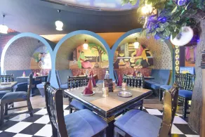 Av Royale GMS Road - Restaurant