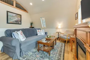 2 Lamoka Lake Cottages w/ Views, Fire Pit & Dock - Interiør