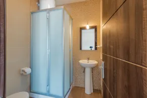 Seashells Penthouse Seaview Terrace by Getaways Malta - Bathroom