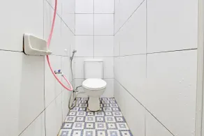 OYO 92289 Hotel Aji Kusuma - Bathroom