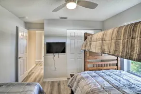 Palm Coast Retreat w/ Lanai < 8 Mi to Beach! - Interiør