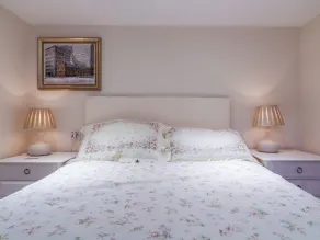 The Cottage - Room