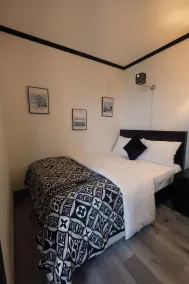 Atlantis Apartment Nguyen Thai Hoc - Camera