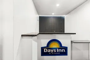 Days Inn by Wyndham San Francisco S/Oyster Point Airport - Hall