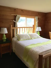 Deer Harbor Inn - Room