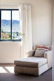 Marine Square Luxury Suites - Habitación