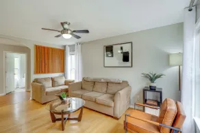 Family-ready Efland Home w/ Hot Tub + Deck - Innvendig