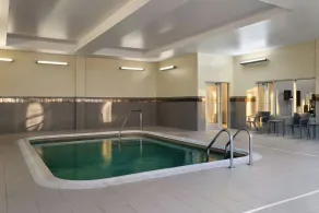 Courtyard By Marriott Fayetteville Fort Bragg Spring Lake - Piscine