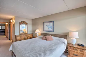 7 Mi to Keystone Resort: Condo w/ Hot Tub & Pool - Interior