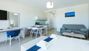 Sun and Sea Plus Resort - Chambre