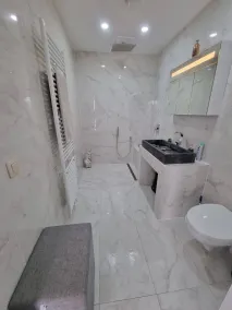 Appartement Spacieux 3 chambres Grand Jardin Centre Vilvoorde Bruxelles BrusselsAirport Expo NATO Anvers Wifi Free Parking - Bathroom