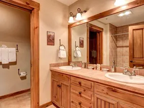 Luxury 1 Bedroom Mountain Vacation Rental In Breckenridge With Access To A Hot Tub And Heated Garage Parking - Udendørsområde
