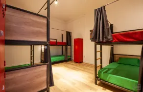 The Yard Hostel - Room