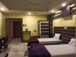 Hotel Centre Point - Room