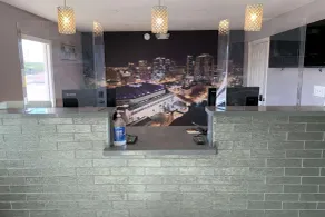 Super 8 by Wyndham Phoenix West - Lobby