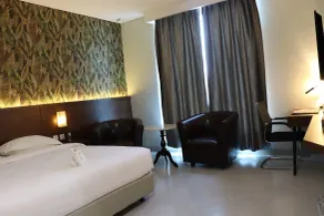 Pakons Prime Hotel - Room