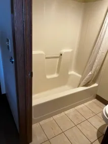 Super 8 by Wyndham Smithville Kansas City - Habitación