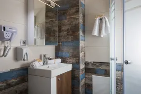 Elimia Suites & Studios - Badezimmer