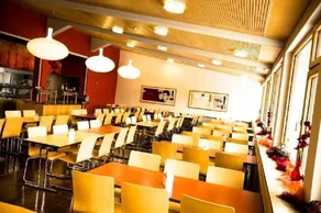 Jugendherberge Garmisch-Partenkirchen - membership required! - Restaurant