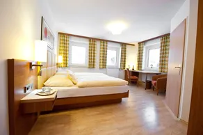 Hotel Sonnenhof - Chambre