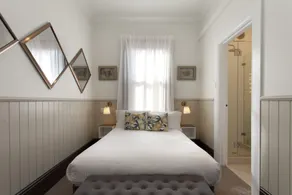 Cremorne Point Manor - Room
