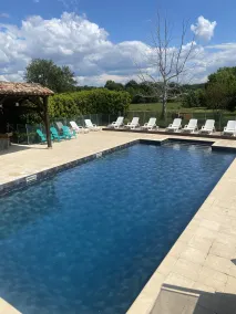 Les Naudines  - Piscina