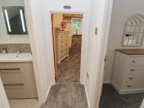 Lydgate Cottage - Bathroom