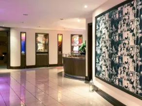 Holland House Hotel Cardiff By Sunday - Recepción