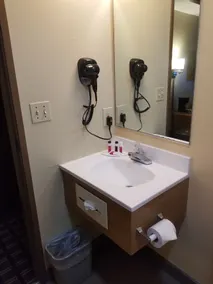 Super 8 by Wyndham Carson City Lake Tahoe - Salle de bain