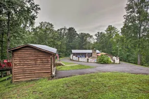 Carters Hideaway by Fairy Stone Pool and Hot Tub - Innvendig