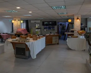 Neve Shalom Hotel - Restaurant