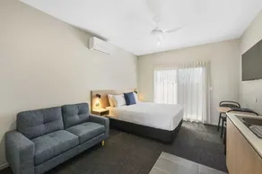Avenue WEST Studio Units - Room